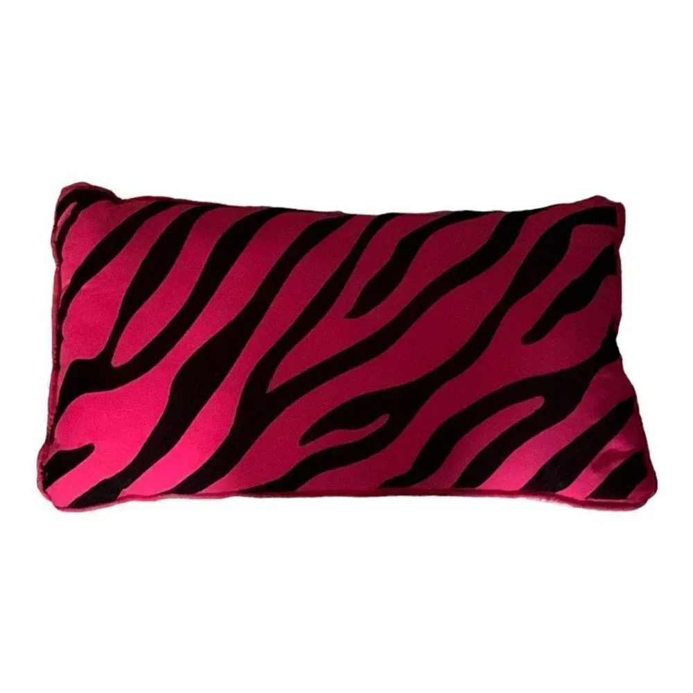 BED Accent Pillow